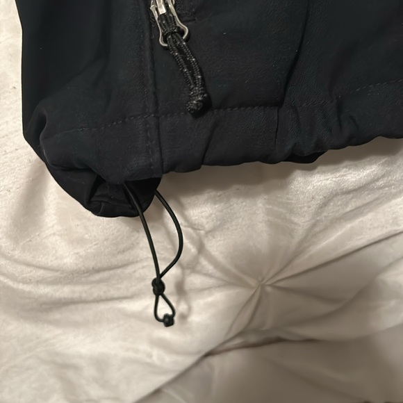 Black Men’s Columbia Jacket - Picture 6 of 6